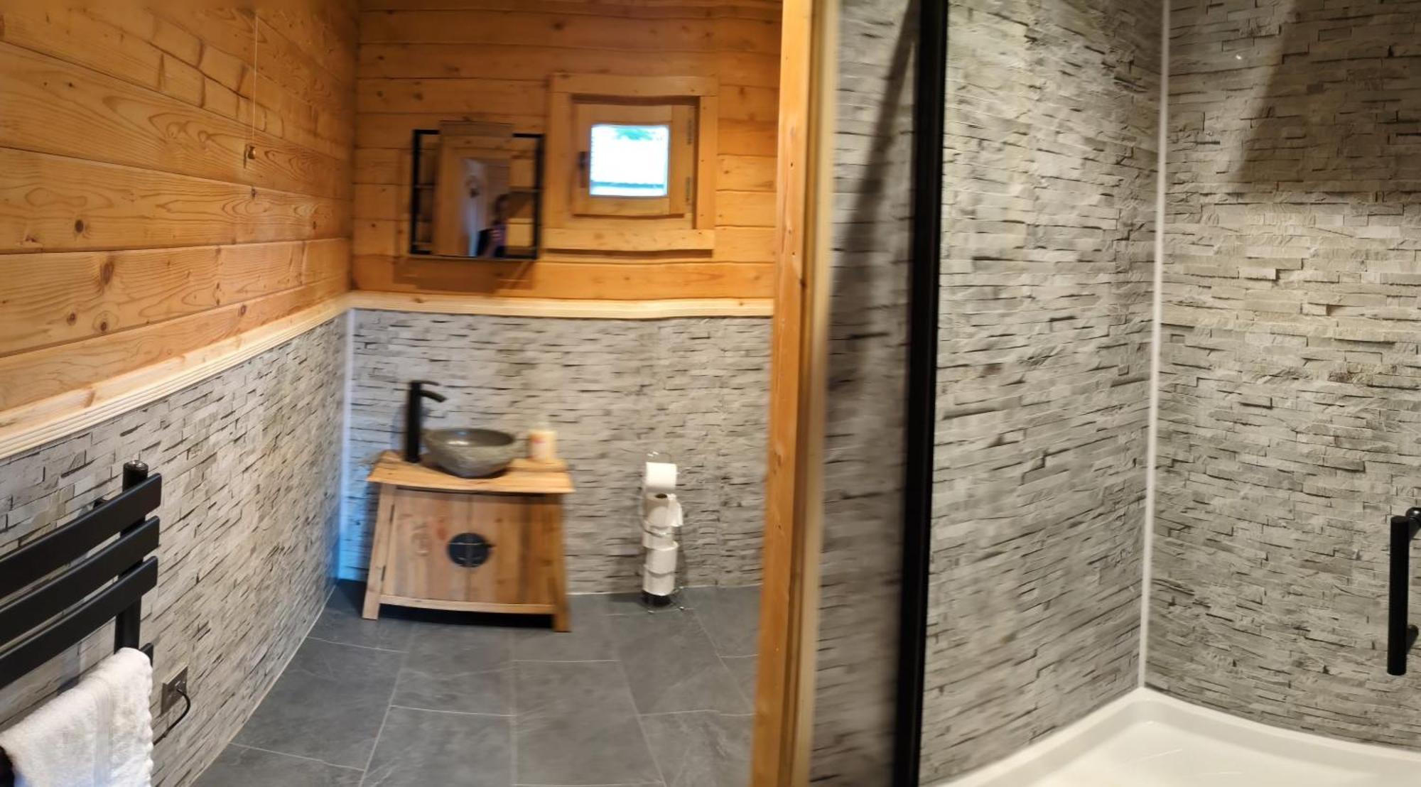Rustic Lodge Retreat At Riverview Holiday Park Newcastleton Экстерьер фото