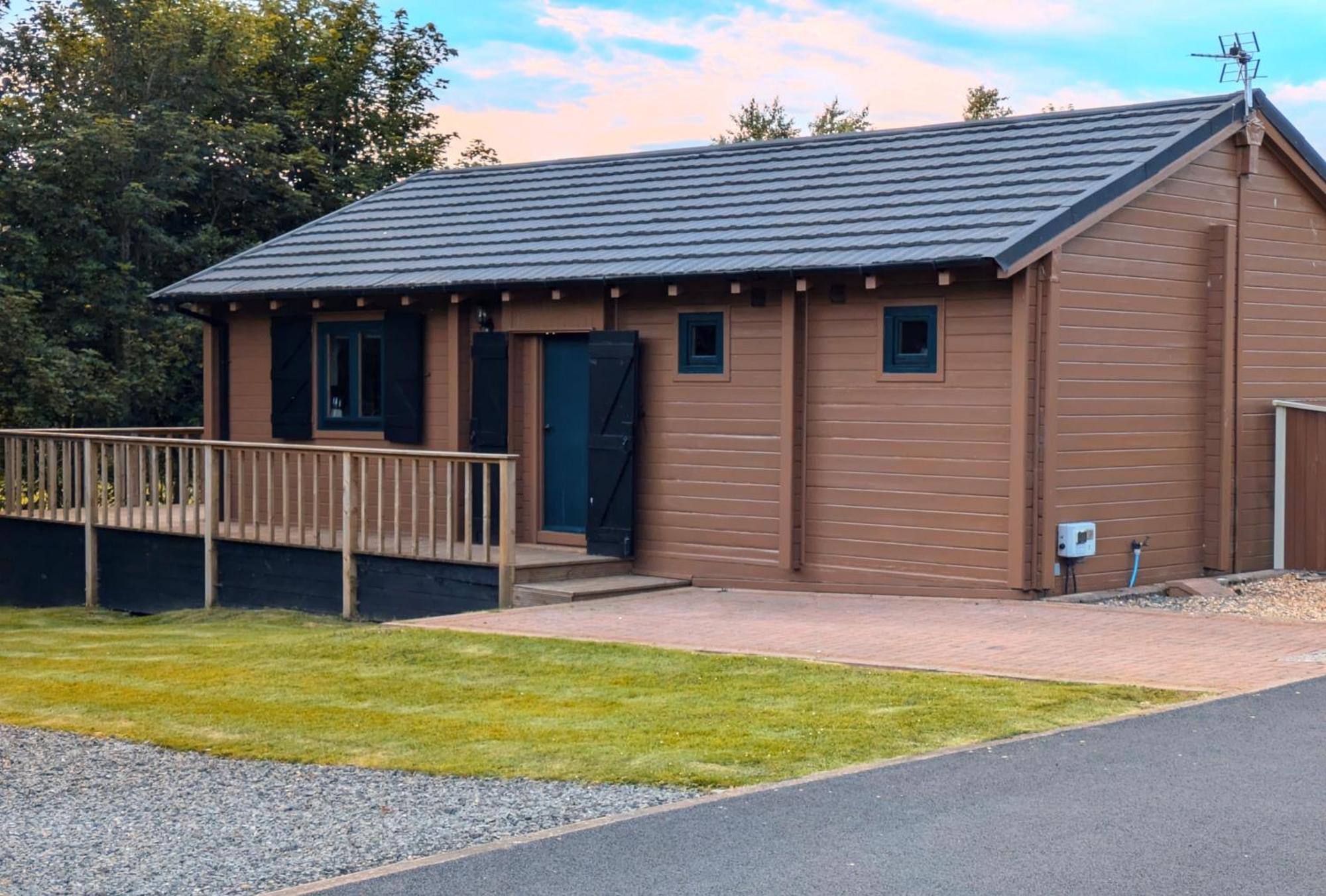 Rustic Lodge Retreat At Riverview Holiday Park Newcastleton Экстерьер фото